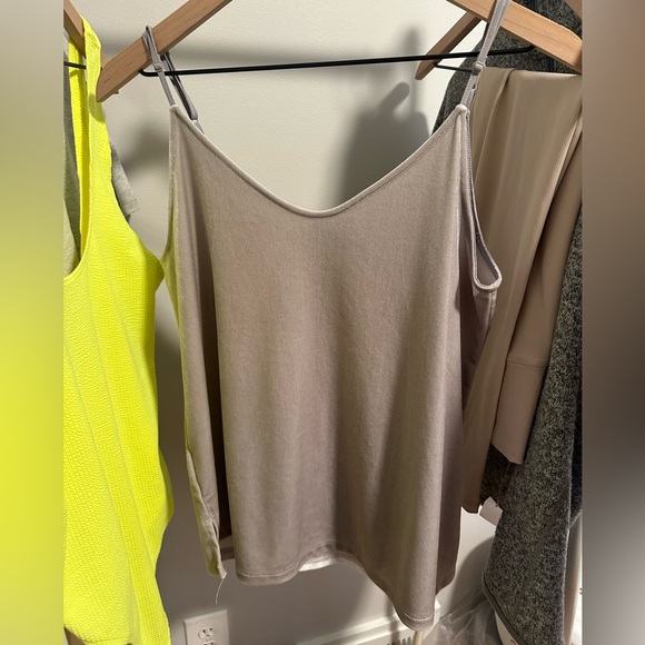 Ann Taylor tank - Picture 1 of 3